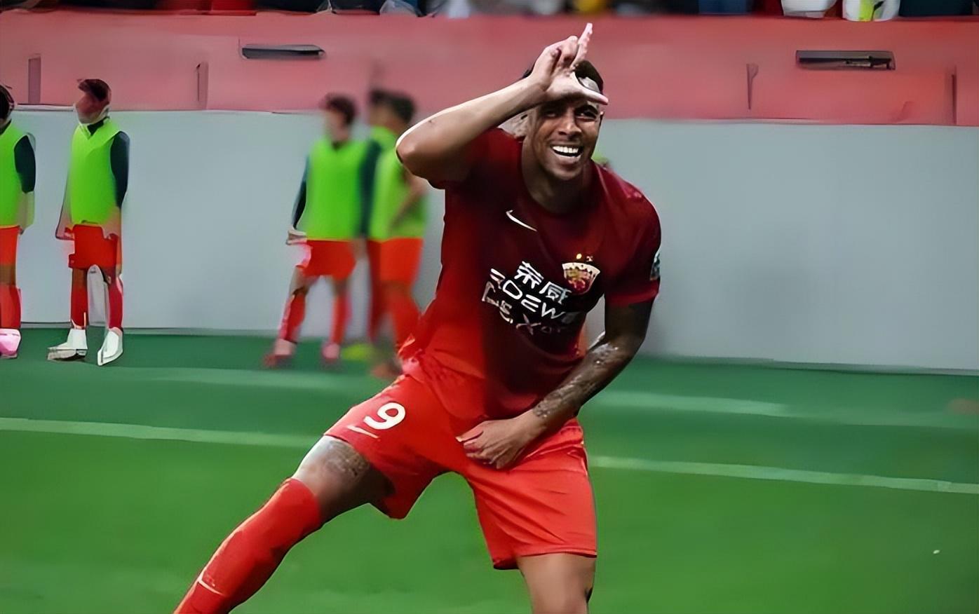 kaiyun-上港功勋外援1月16日官宣发声！正式告别俱乐部，已现身新东家