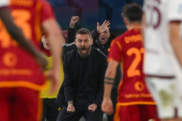 卡佩罗：德罗西是聪明的一个，罗马应该让他转正