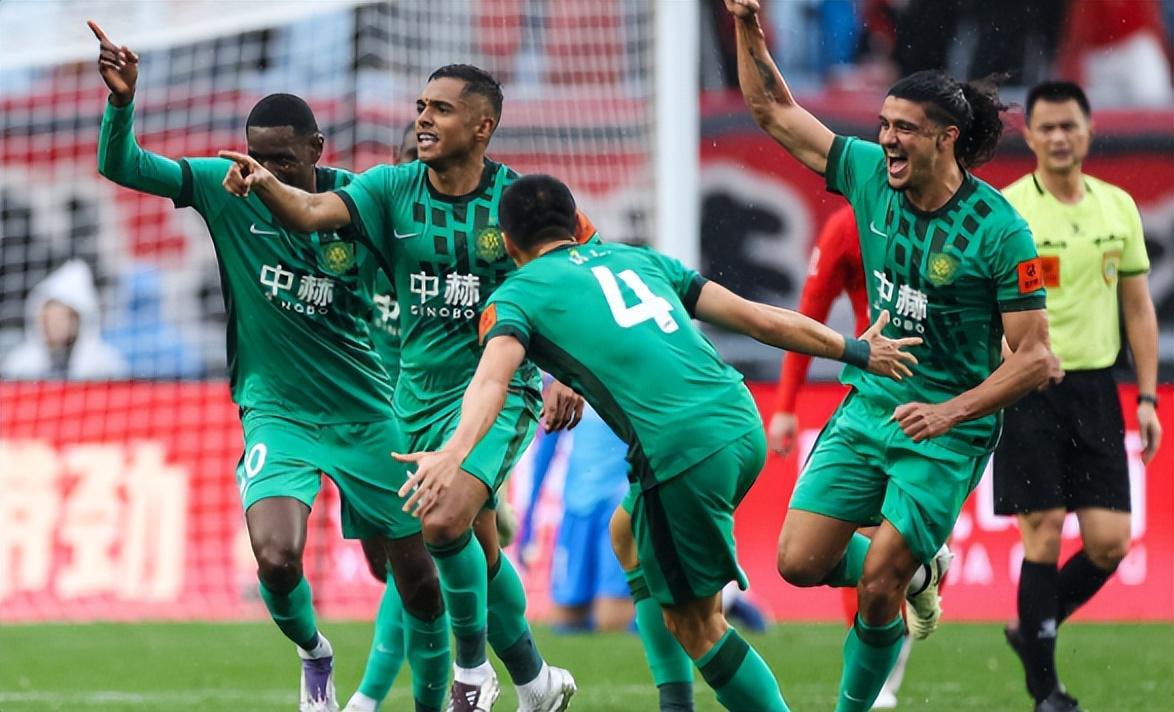 开云官网-国安VS山东泰山:塞鸟坐镇中场,4大外援领衔出击,张玉宁冲锋